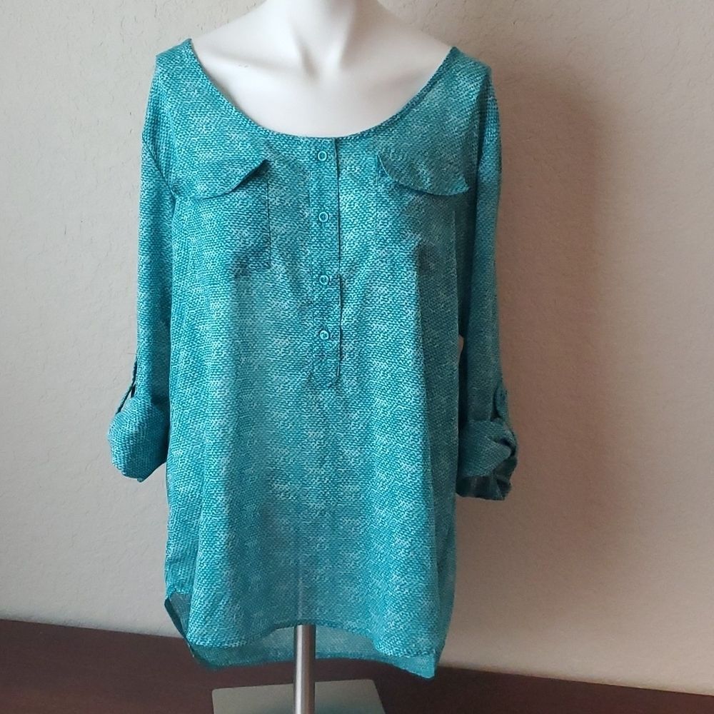 Old Navy Teal Green Textured Print Henley Blouse Size L Roll Tab Sleeve Top